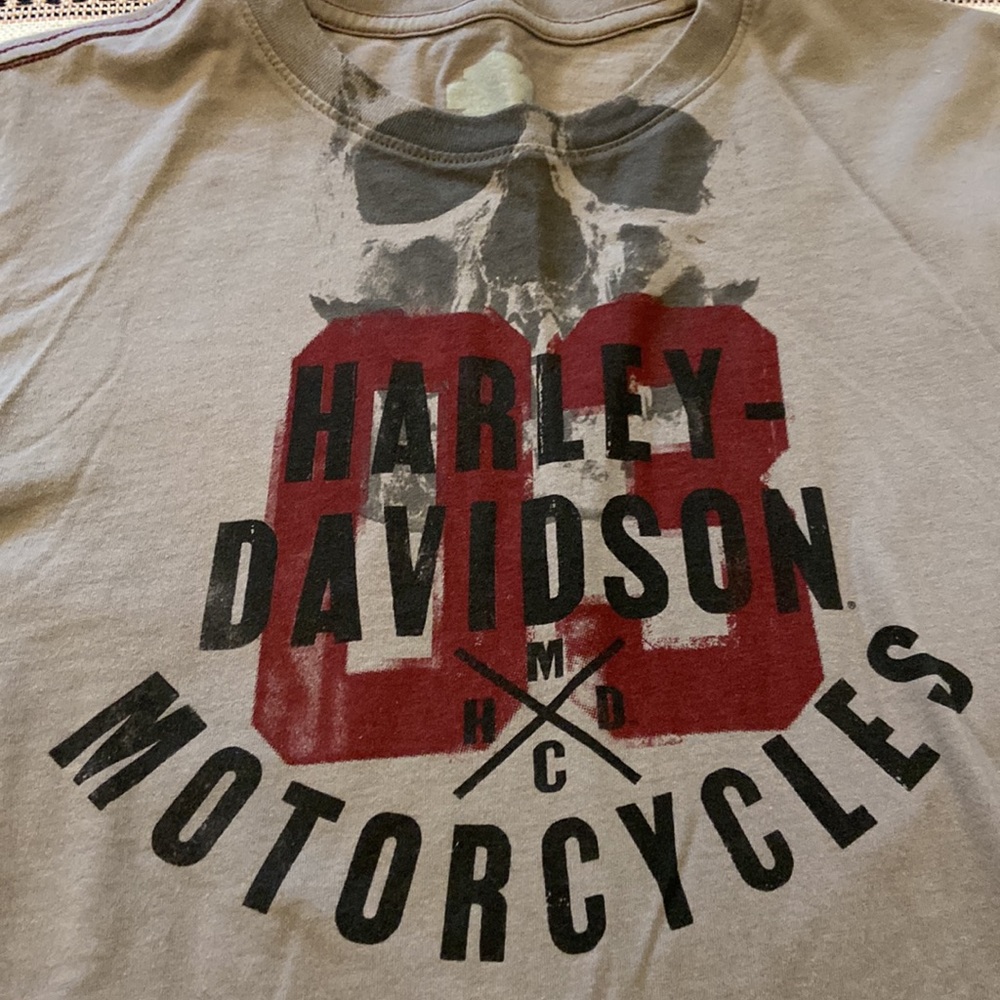 Harley-Davidson Shirt - Picture 2 of 4